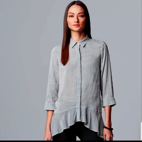 Vera Wang Tops - vera wang striped botton down shirt